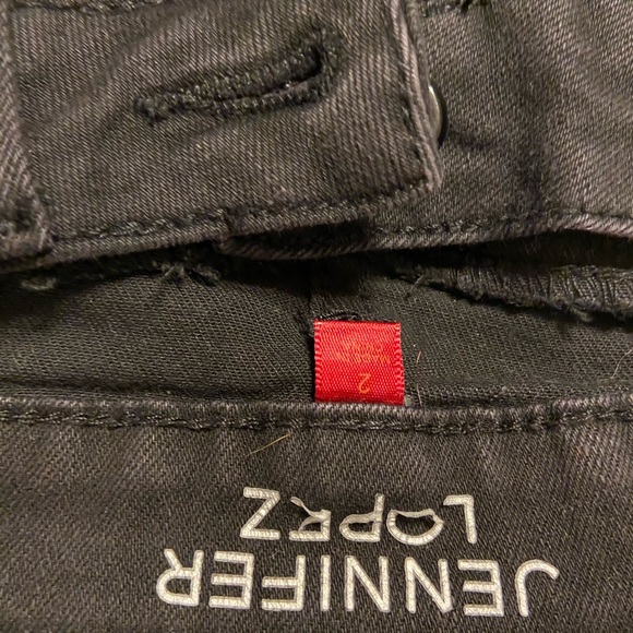 Distressed Rhinestone Jenifer Lopez Jeans - Picture 3 of 3